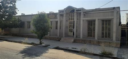 نمای بیرونی کتابخانه